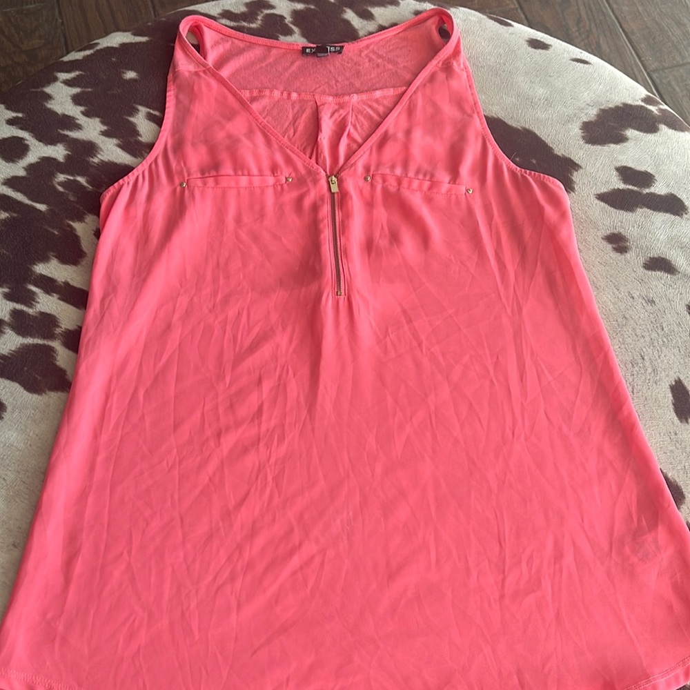 Woman’s express top